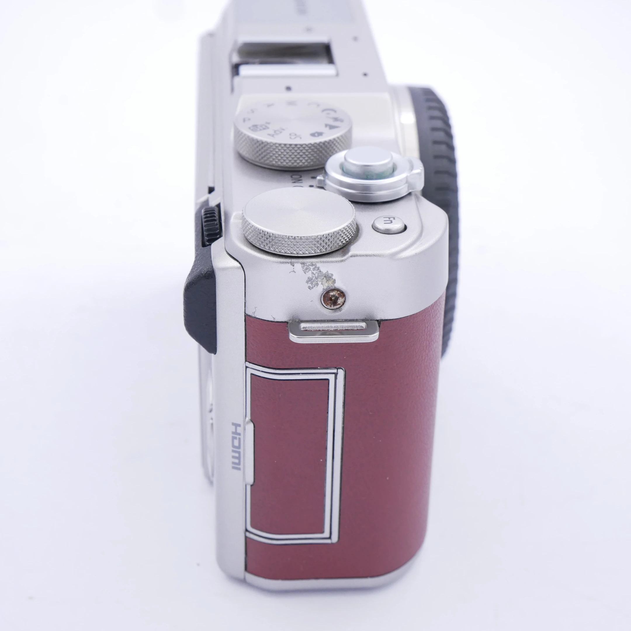 S-H-FTKX99_3.webp - Fujifilm X-A3 Body Only - Image 3