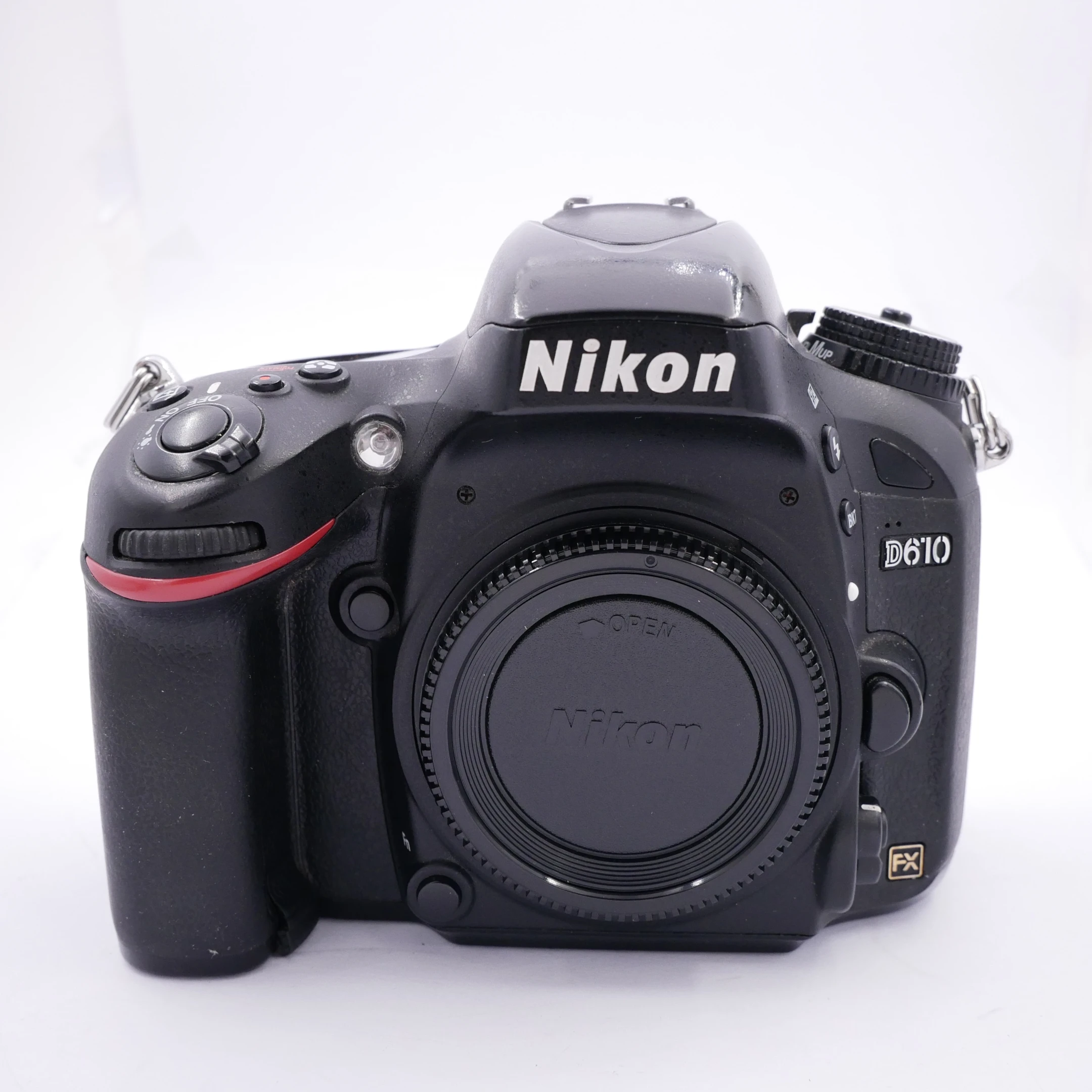 Best image for Nikon D610 Body - 68k Frames