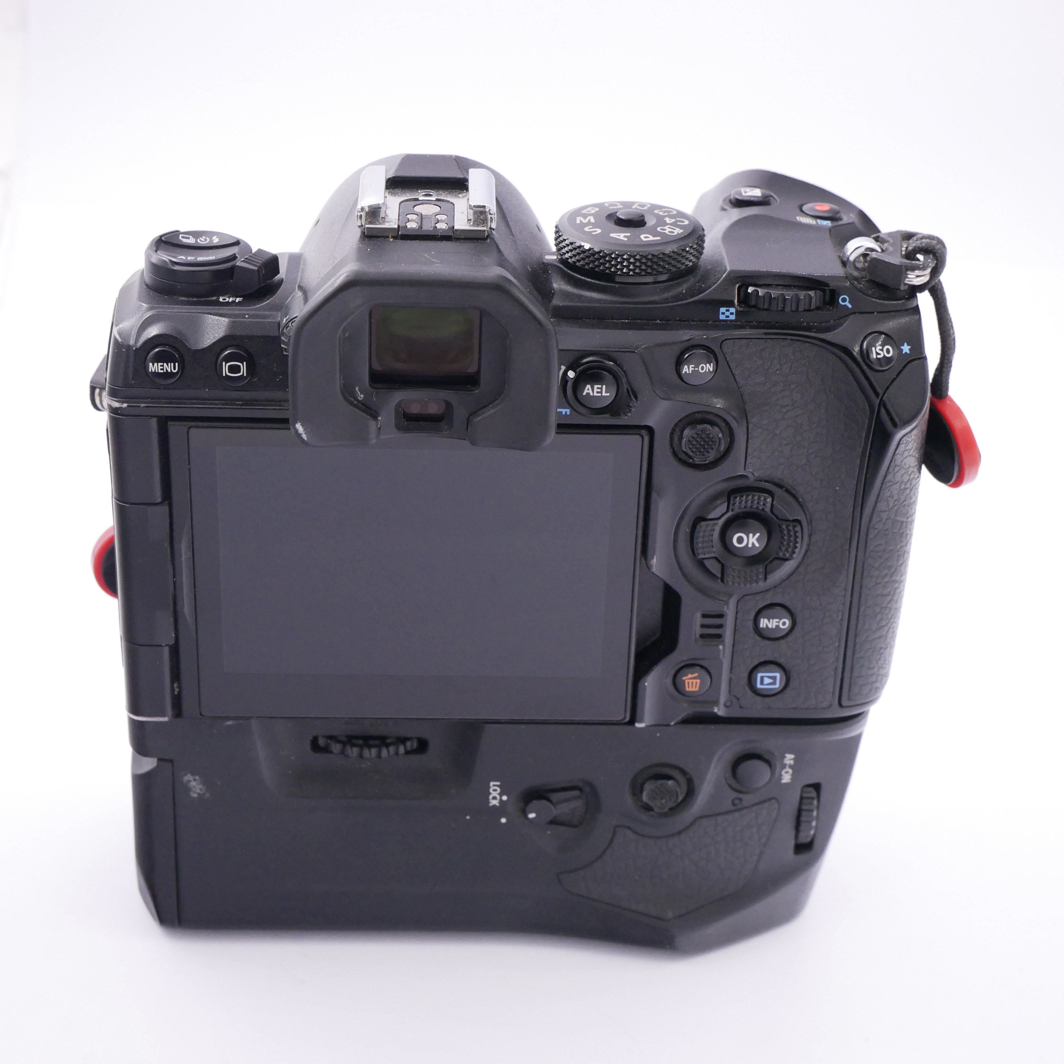 S-H-FWRFJV_5.jpg - Olympus OM-1 + HLD-10 Battery Grip 22,000k Frames  - Thumbnail 2