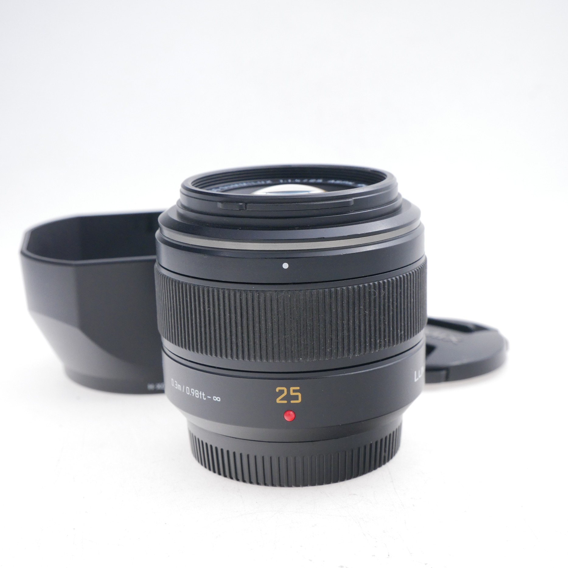 Leica 25mm F1.4 ASPH DG Summilux Lens for Micro 4/3rds 