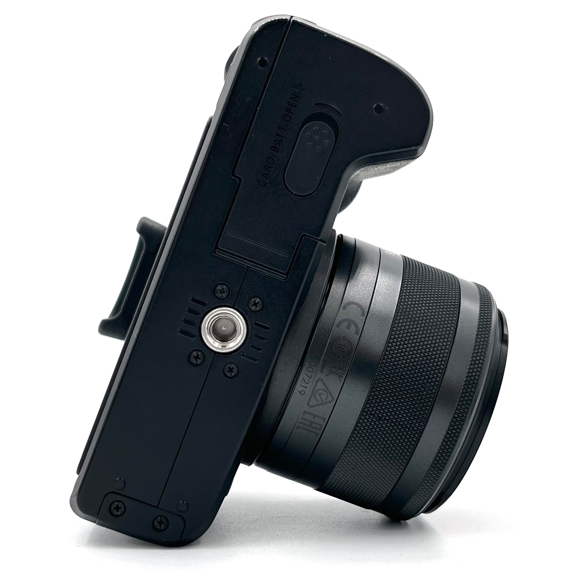 S-H-J6C74S_6.jpeg - Canon EOS M50 + 15-45mm F/3.5-6.3 Kit - Thumbnail 5