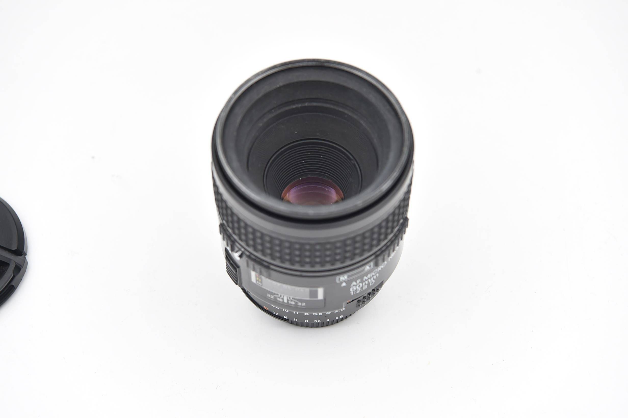 S-H-J6XFTA_2.jpg - Nikon AF60 mm Micro Nikkor F2.8 - Image 2