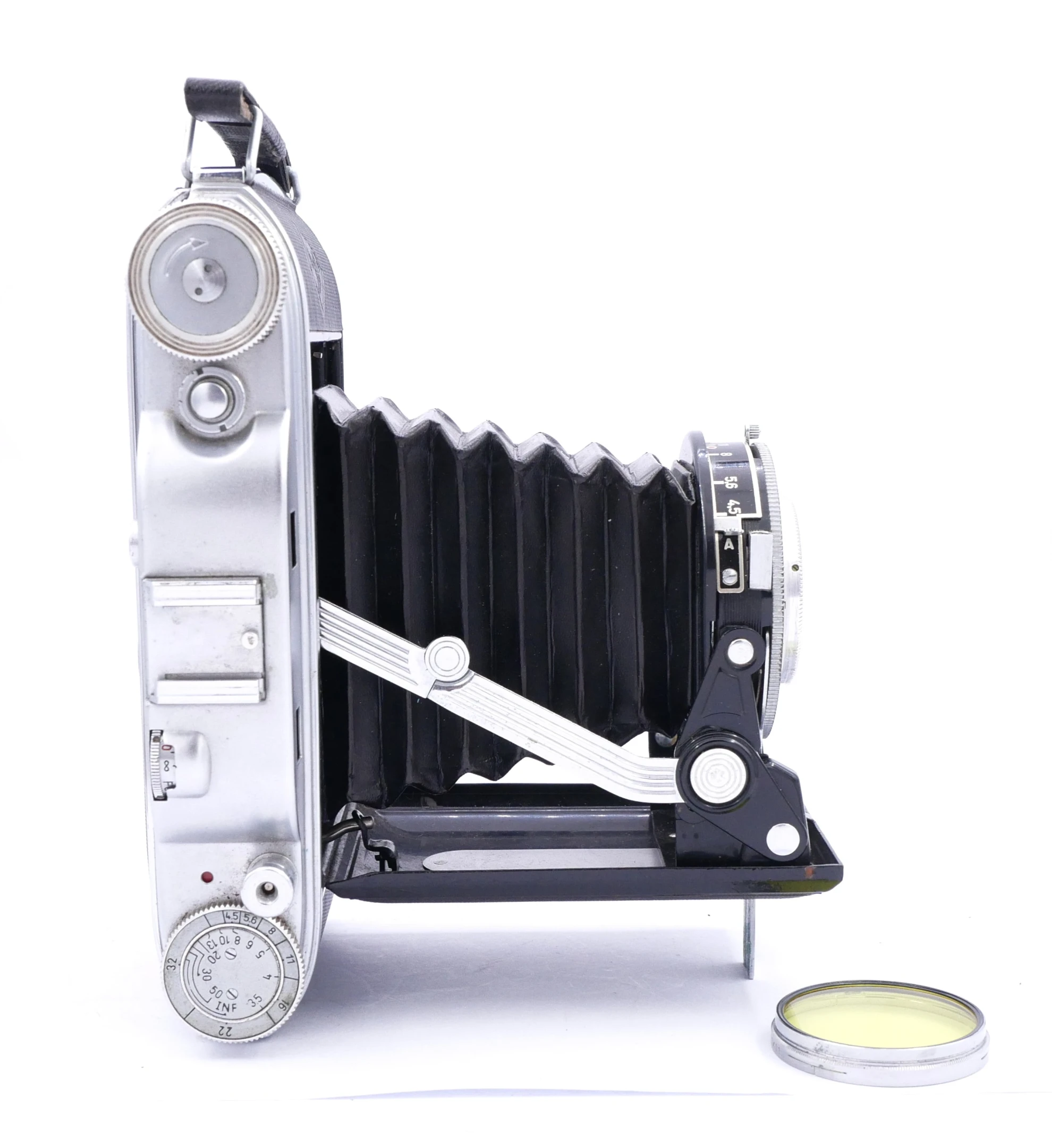 S-H-JCV7K6_2.webp - Agfa Record 3 with Agfa Apotar 105mm F4.5 Lens - Image 1