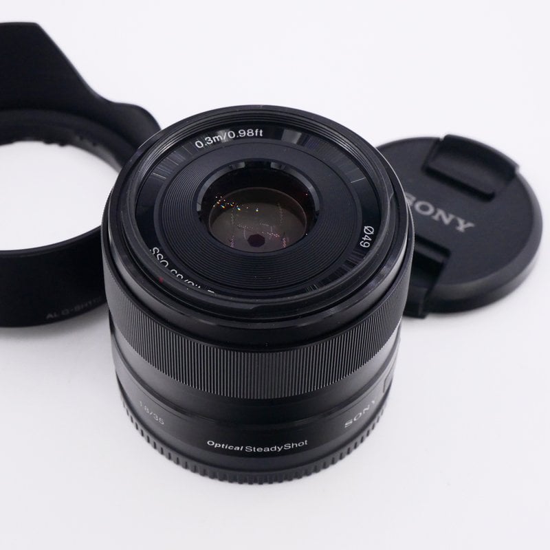 S-H-JRKSCU_2.jpg - Sony E 35mm F/1.8 OSS Lens - Image 1
