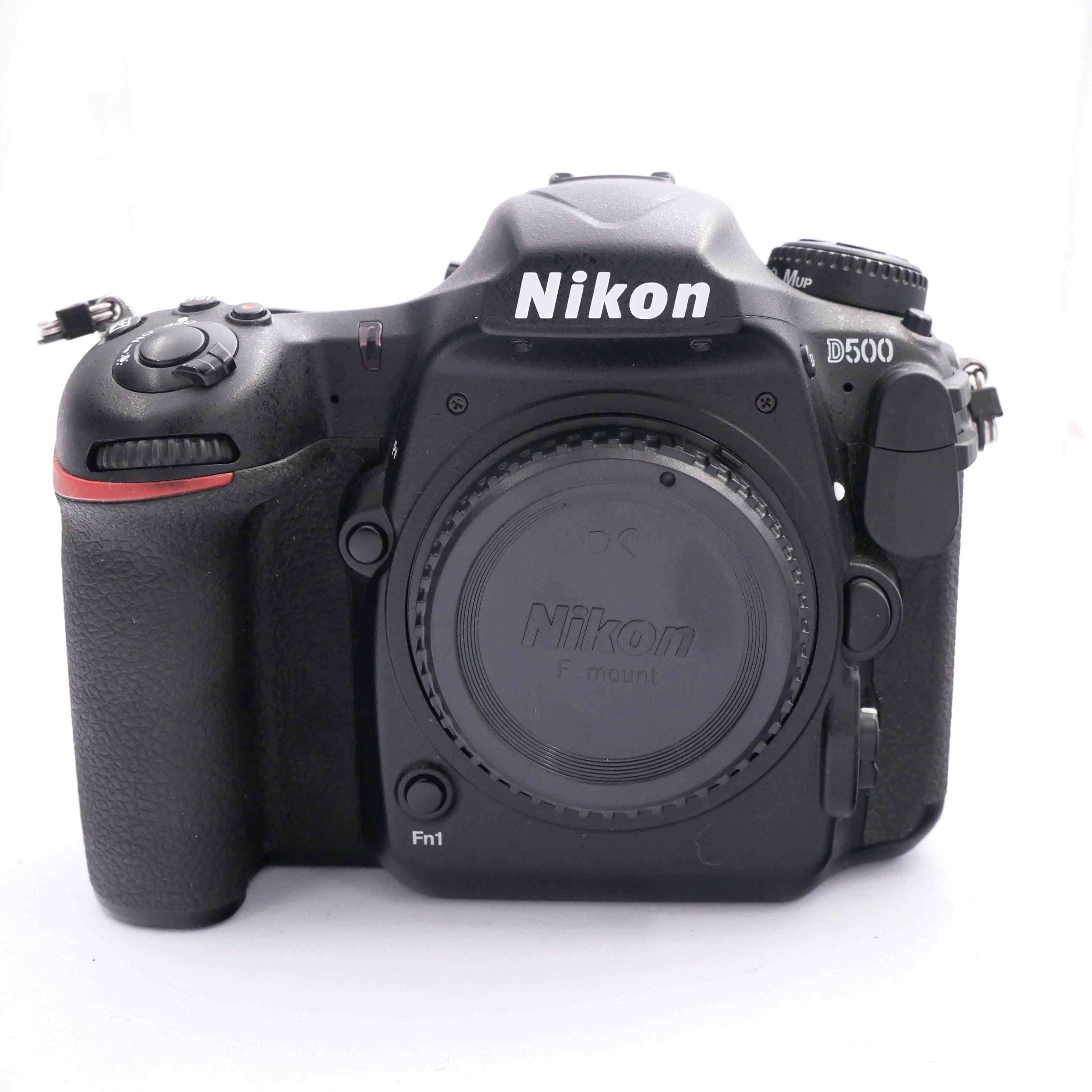 Best image for Nikon D500 Body Only Sub 6,000 Frames 