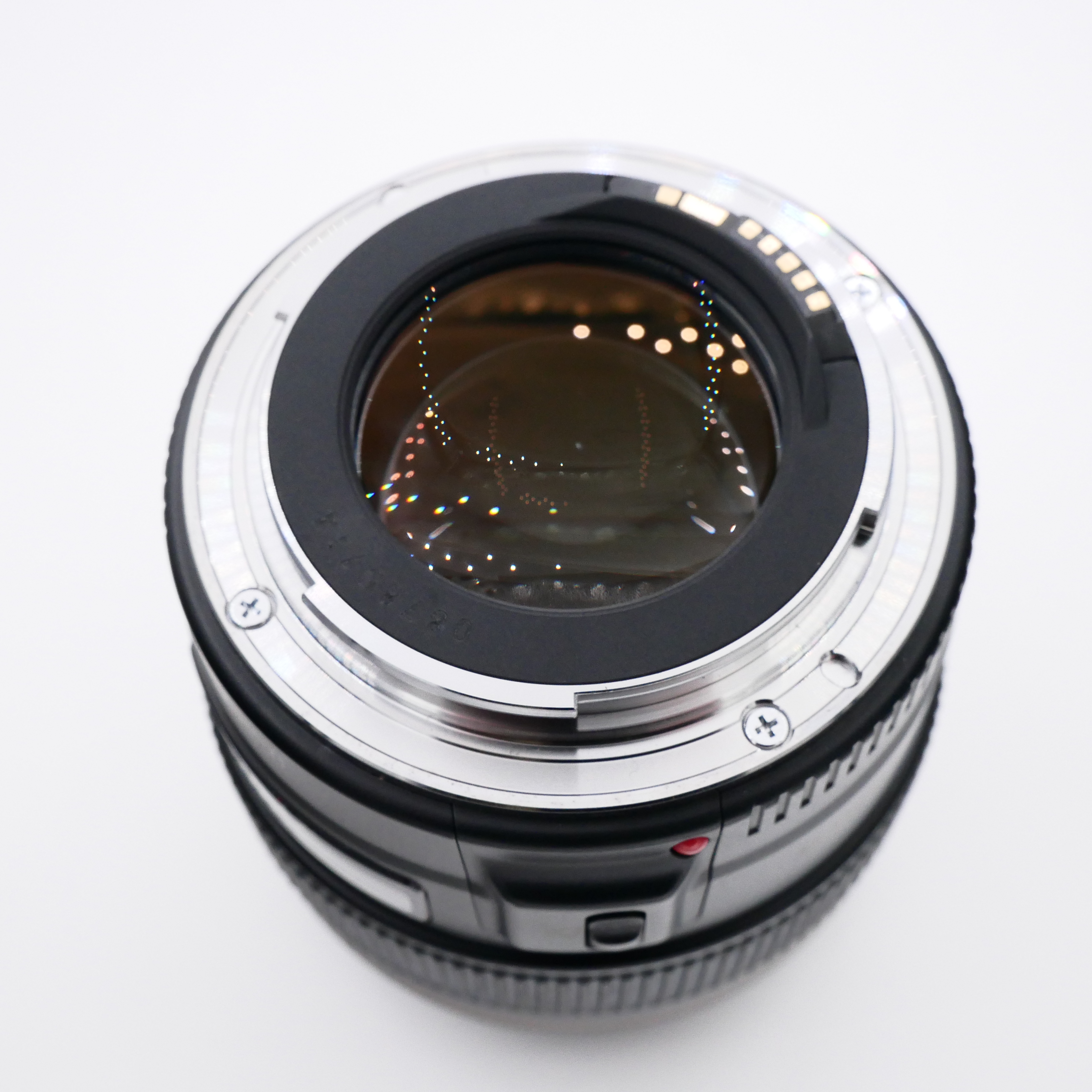 S-H-K9J5A8_3.jpg - Canon EF 85mm F1.8 USM Lens - Image 1