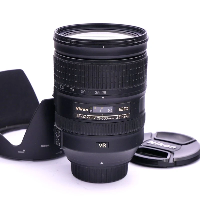 Nikon AF-S 28-300mm F/3.5-5.6 G ED lens  - Best Available Image