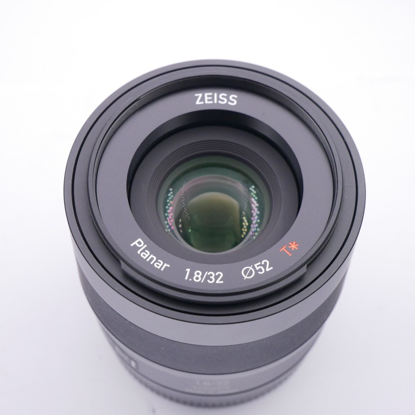 S-H-KXF5A9_2.jpg - Zeiss AF 32mm F/1.8 T* Planar Touit Lens in Sony E Mount (was $829) - Image 1