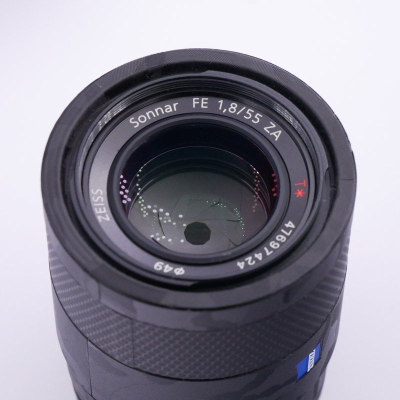 S-H-L9T85C_2.jpg - Zeiss AF 55mm F/1.8 ZA T* Sonnar Lens in Sony FE Mount - Image 2
