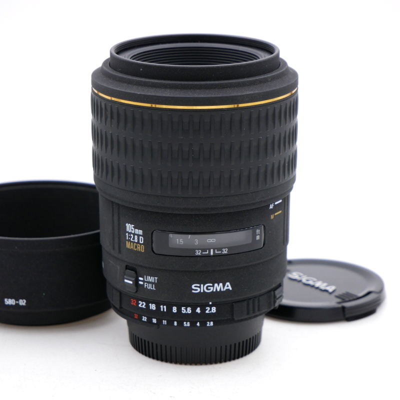 Sigma AF 105mm F/2.8 D Macro EX Lens in Nikon FX Mount