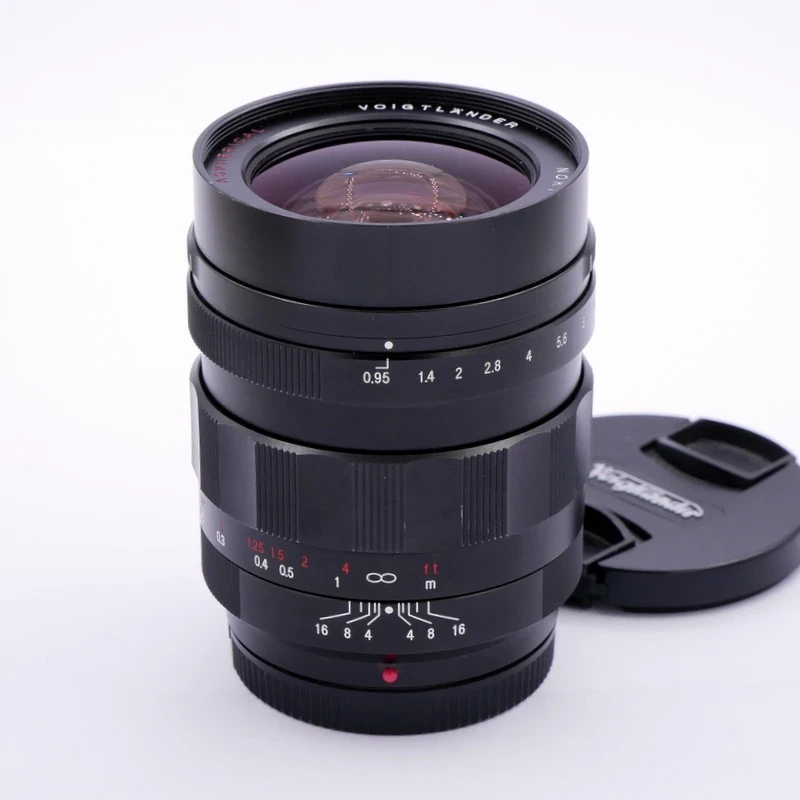 Best image for Voigtlander MF 17.5mm F/0.95 Nokton Lens in Micro 4/3s Mount