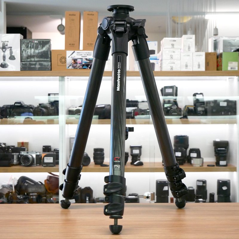 Manfrotto MT057C3 - Carbon Fibre 3 section Tripod legs with 18kg Load rating. - Best Available Image
