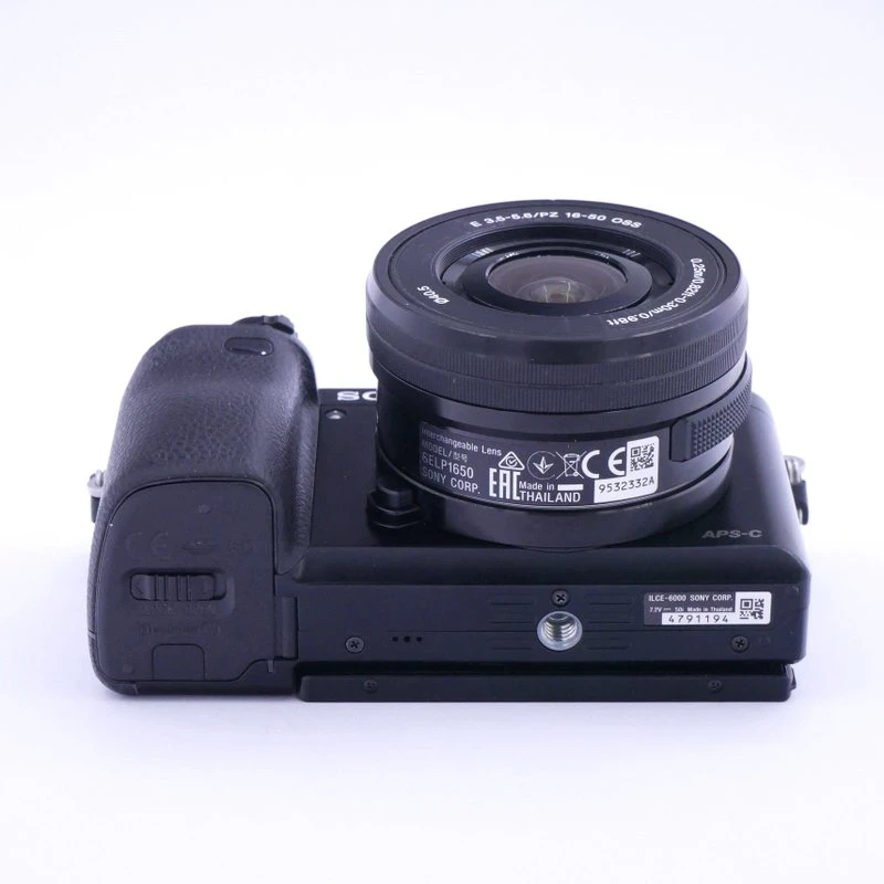 S-H-LWU9V9_4.webp - Sony A6000 + 16-55mm F/3.5-5.6 PZ OSS Lens - Sub 2K Frames! - Image 1