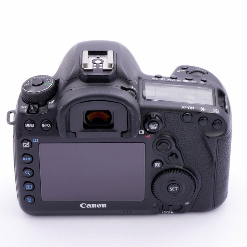 S-H-M3NYF7_2.jpg - Canon EOS 5D IV Body Only  - Thumbnail 1