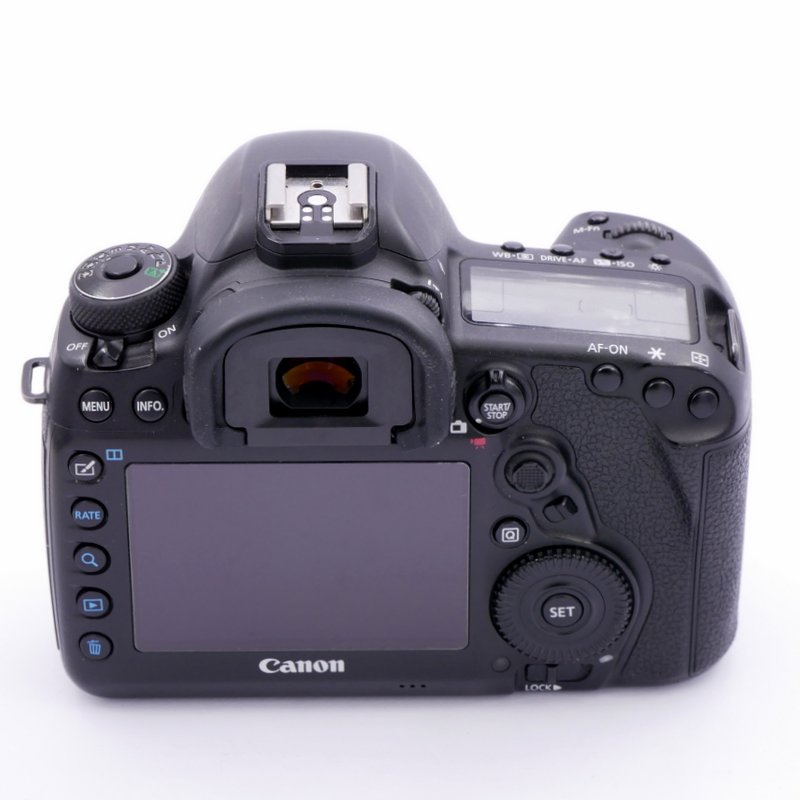 S-H-M3NYF7_2.jpg - Canon EOS 5D IV Body Only  - Image 2