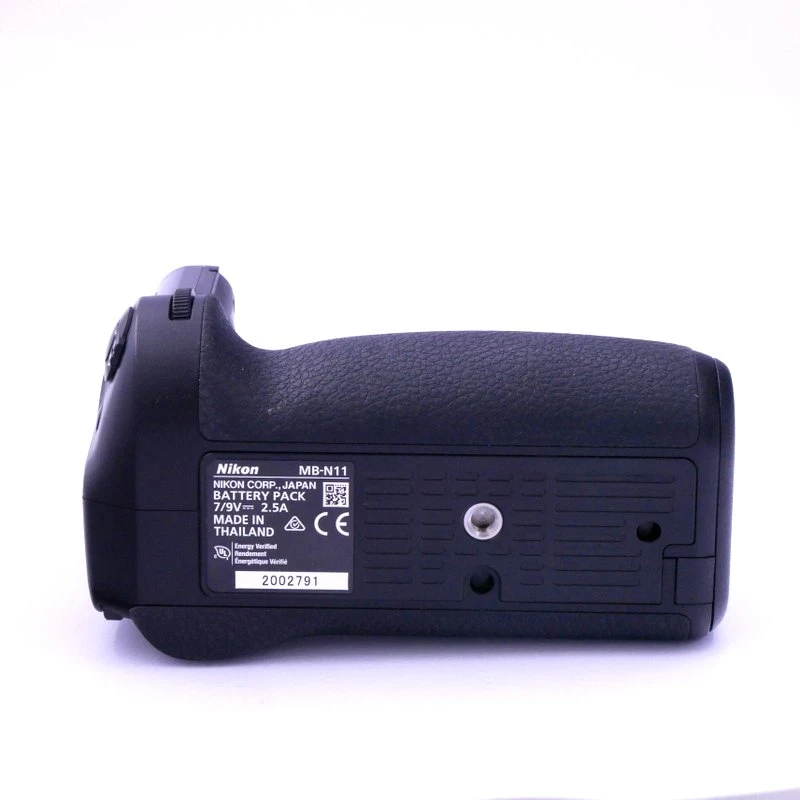 S-H-MP3W77_2.webp - Nikon MB-N11 Battery Grip for Z 7II and Z 6II - Image 1