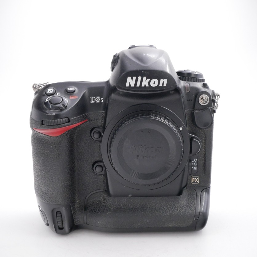 S-H-MXASV9_1.jpg - Nikon D3s Body - 224k frames (was $1000) - Image 2