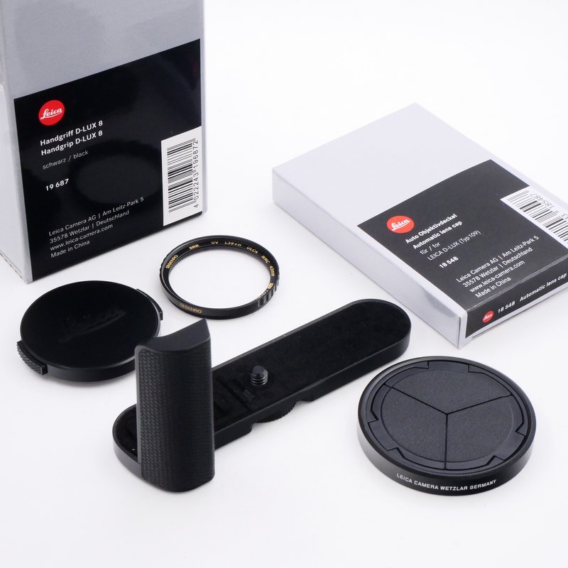 S-H-MYKHXR_5.jpg - Leica D-Lux 8 + HandGrip + Automatic Lens Cap  - Image 2