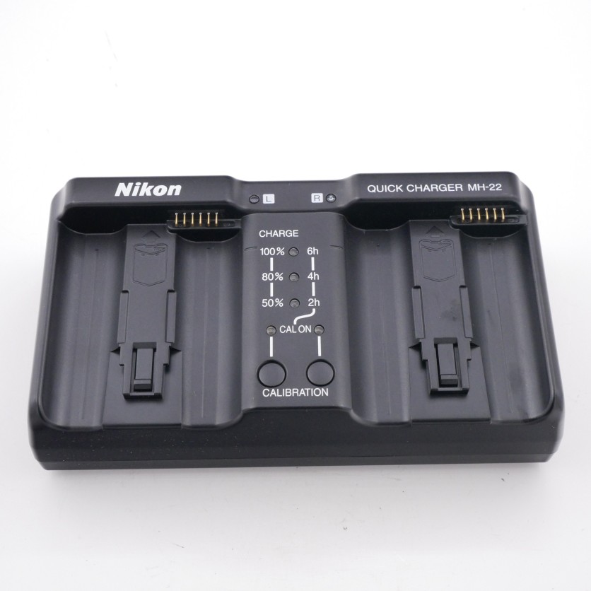 Nikon MH22 Quick Charger