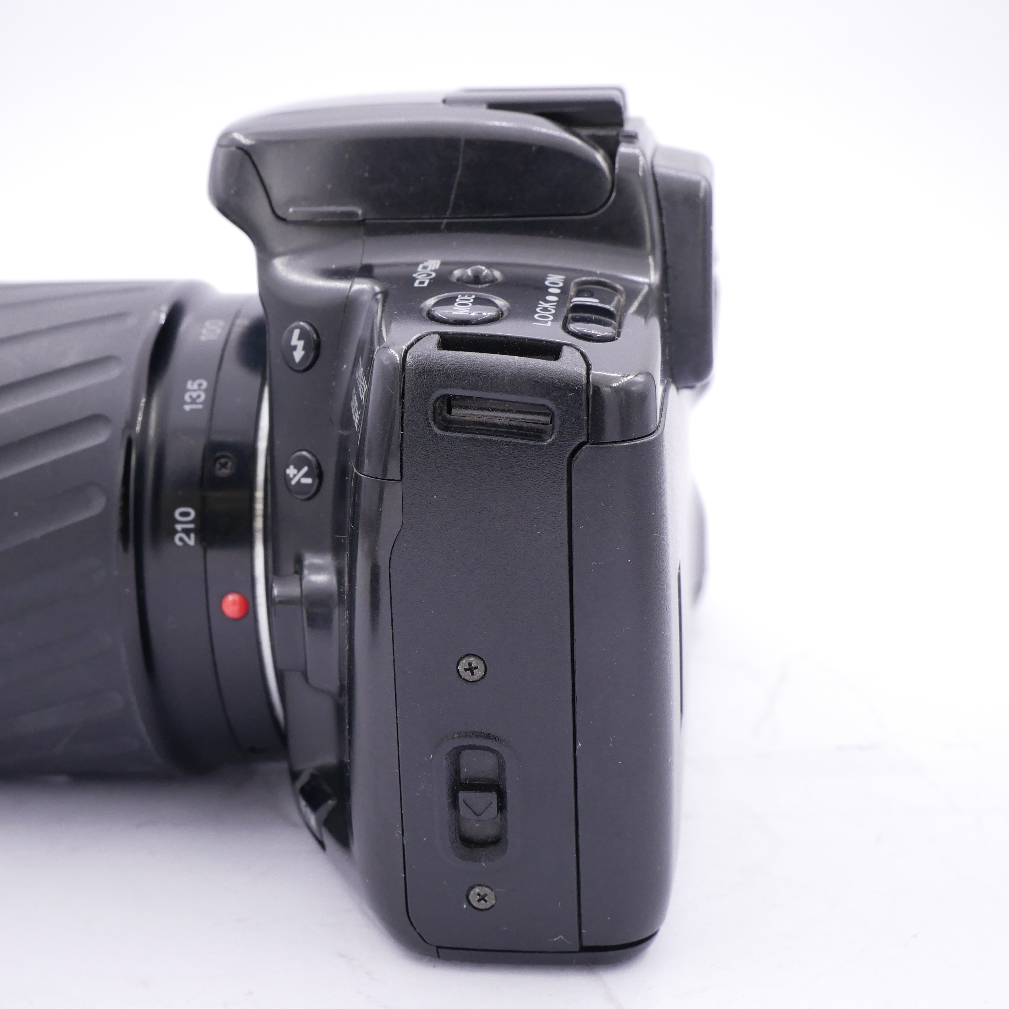 S-H-NHU5DY_7.jpg - Minolta Dynax 500Si + 35-70mm F3.5-4.5 - Thumbnail 1