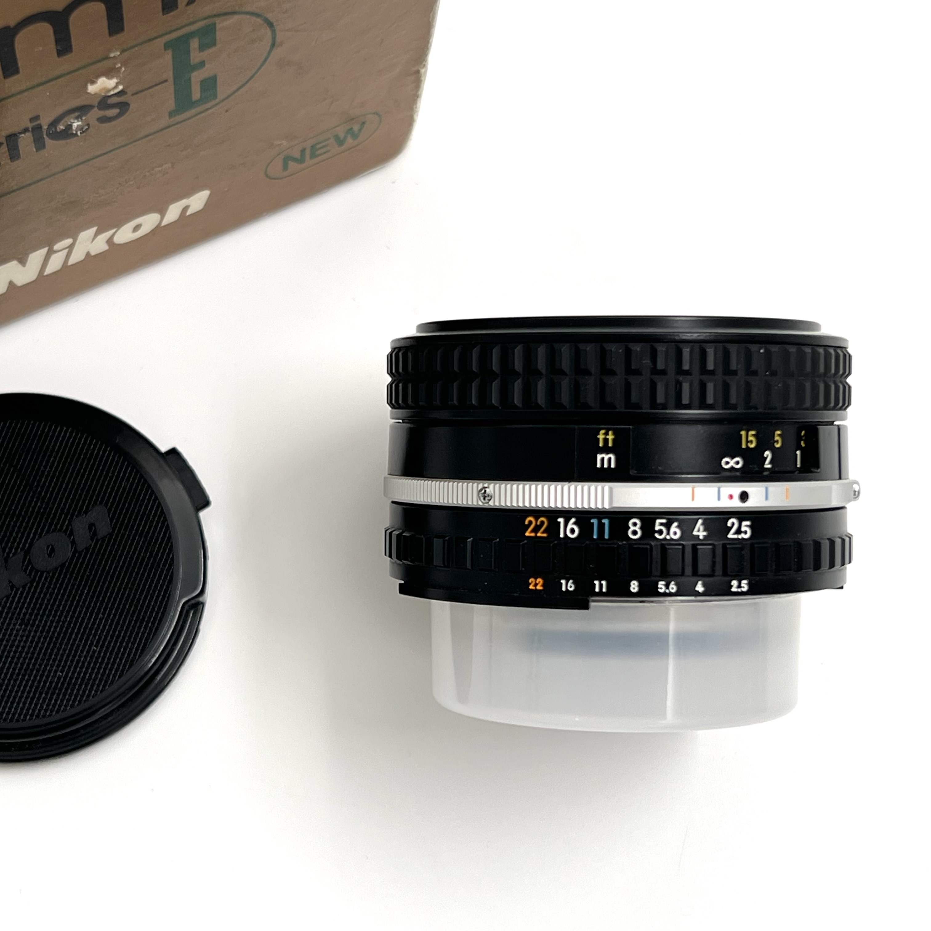 S-H-NNY8KU_2.jpeg - Nikon 35mm F/2.5 series-E lens - Image 1