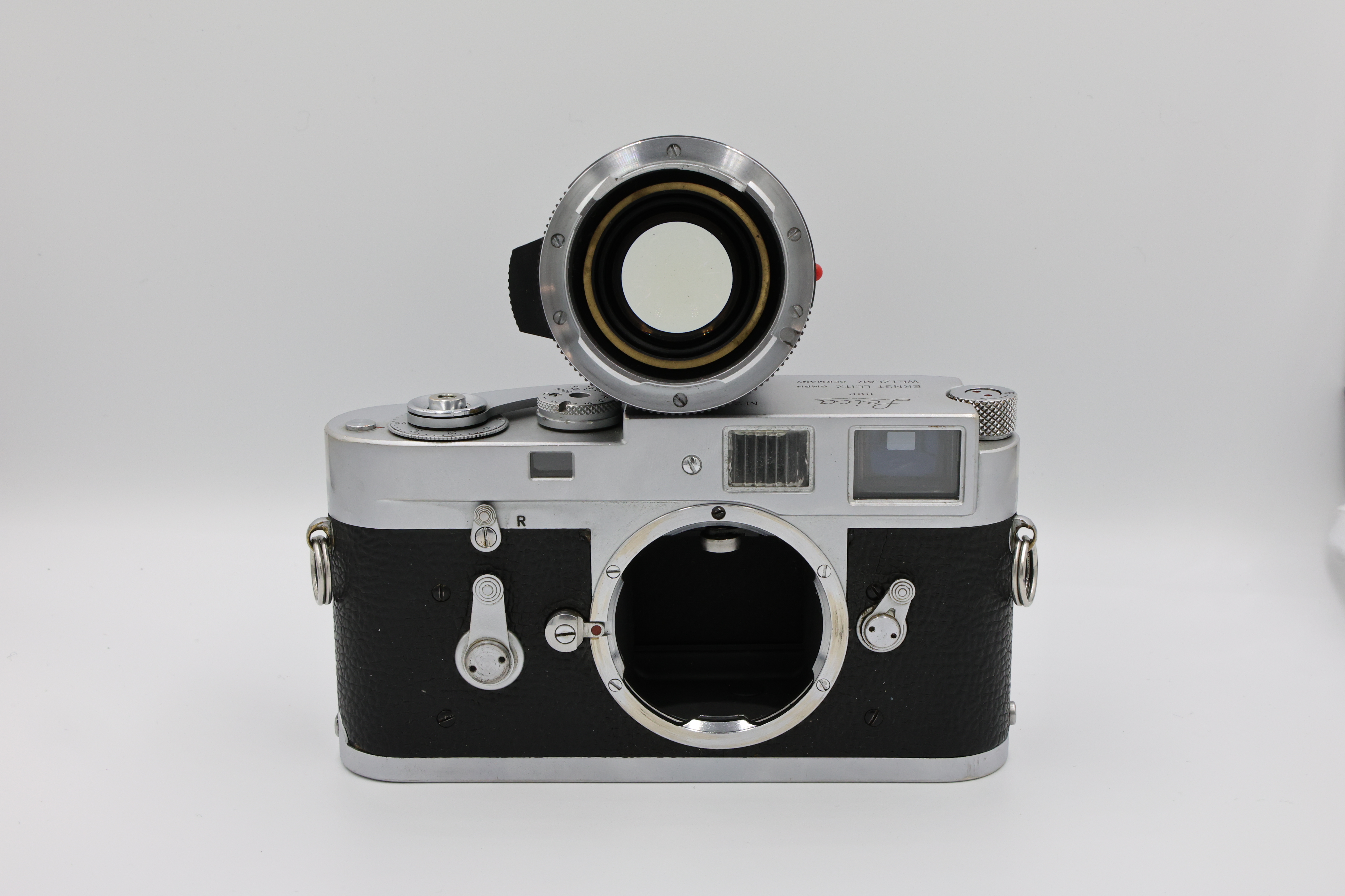 S-H-P7N9MY_9.jpg - Leica M2 + 50mm f/2 Summicron-M - Image 2