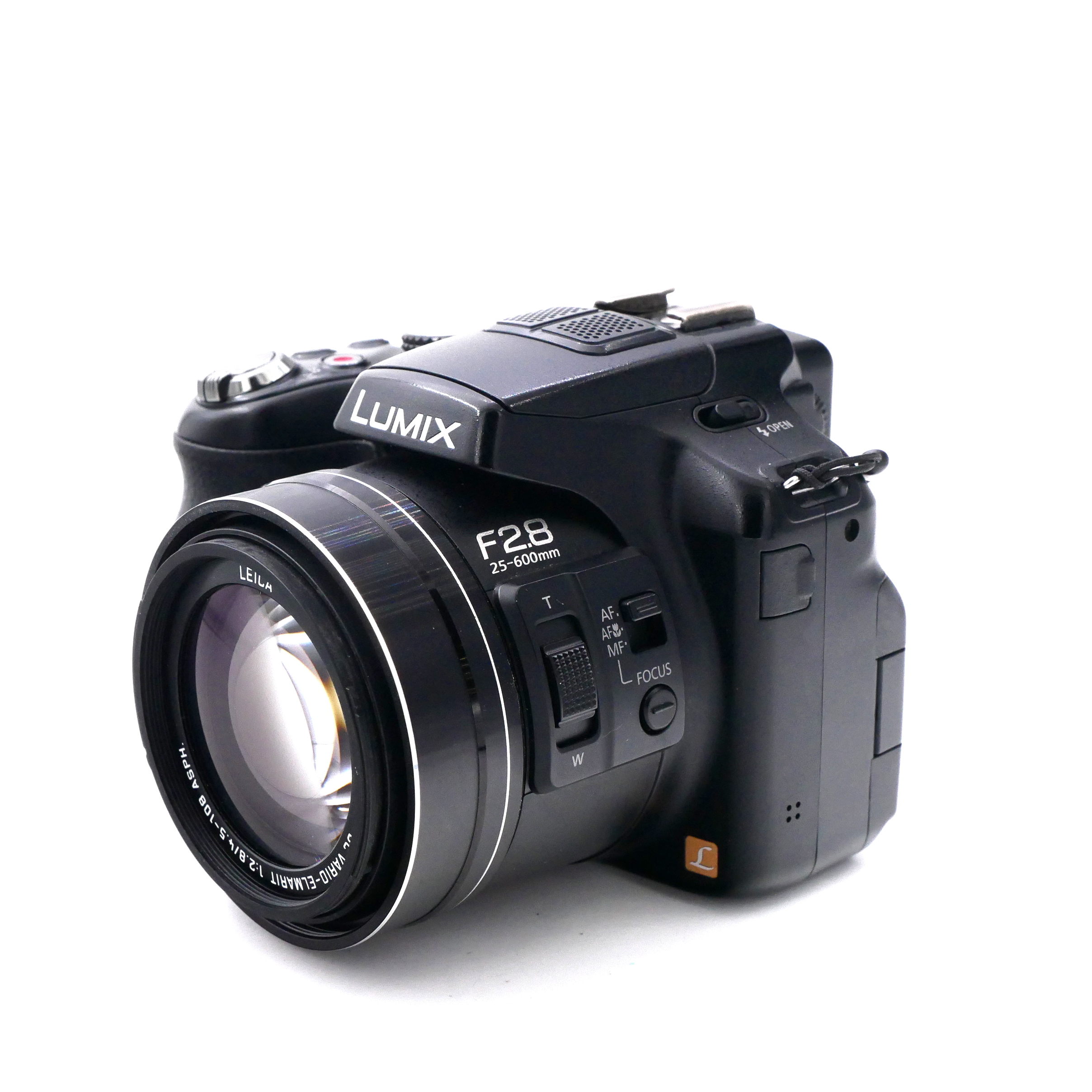 S-H-P8UHXK_4.jpg - Panasonic DMC-FZ200 Digital Camera - Image 2