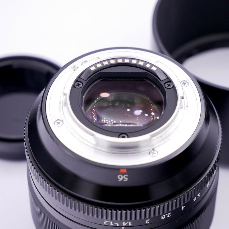 S-H-PCUHHY_3.jpg - Fujifilm XF 56mm f/1.2 R Lens - Image 1