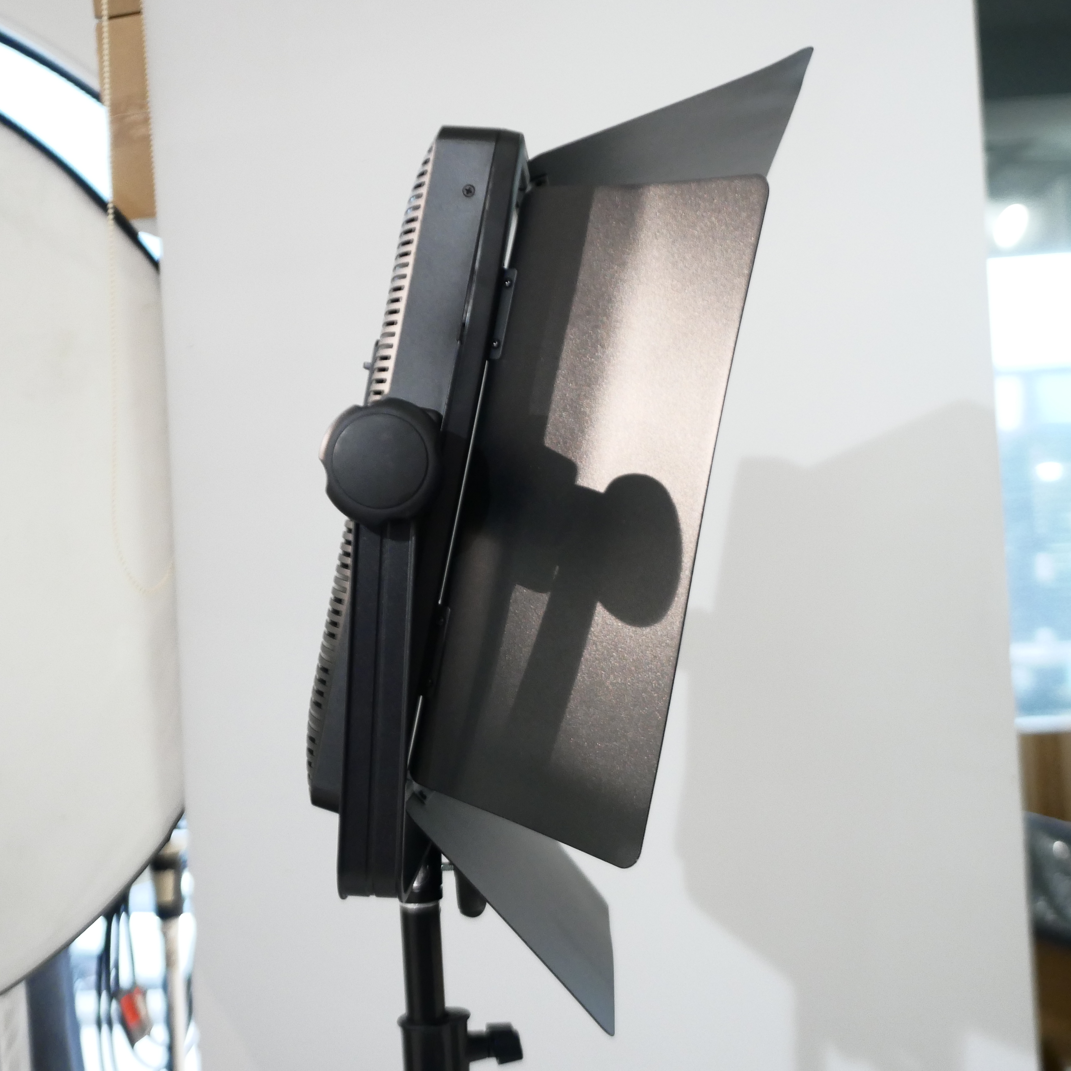 S-H-PEDTVL_4.jpg - Godox LED 1000Bi II Light - Image 2
