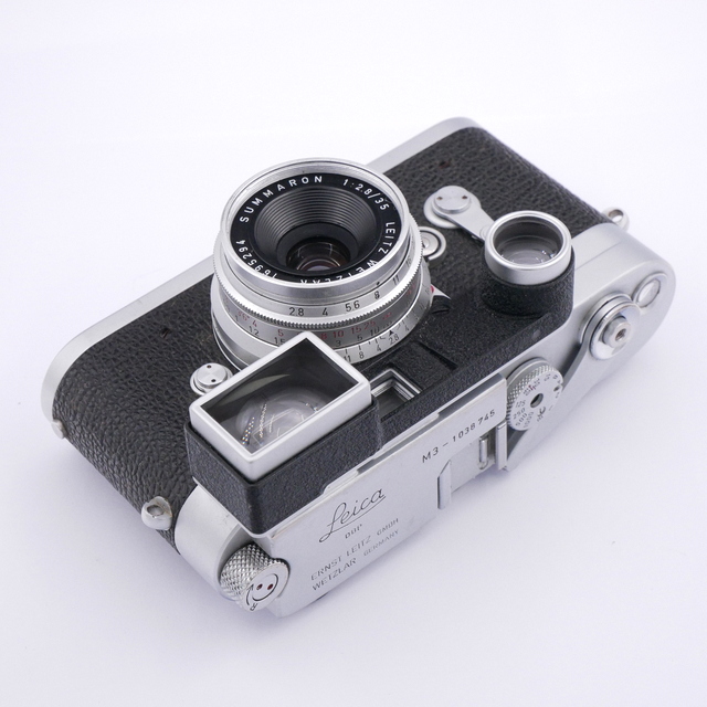 Leica M3 + 35mm F/2.8 Summaron with goggles