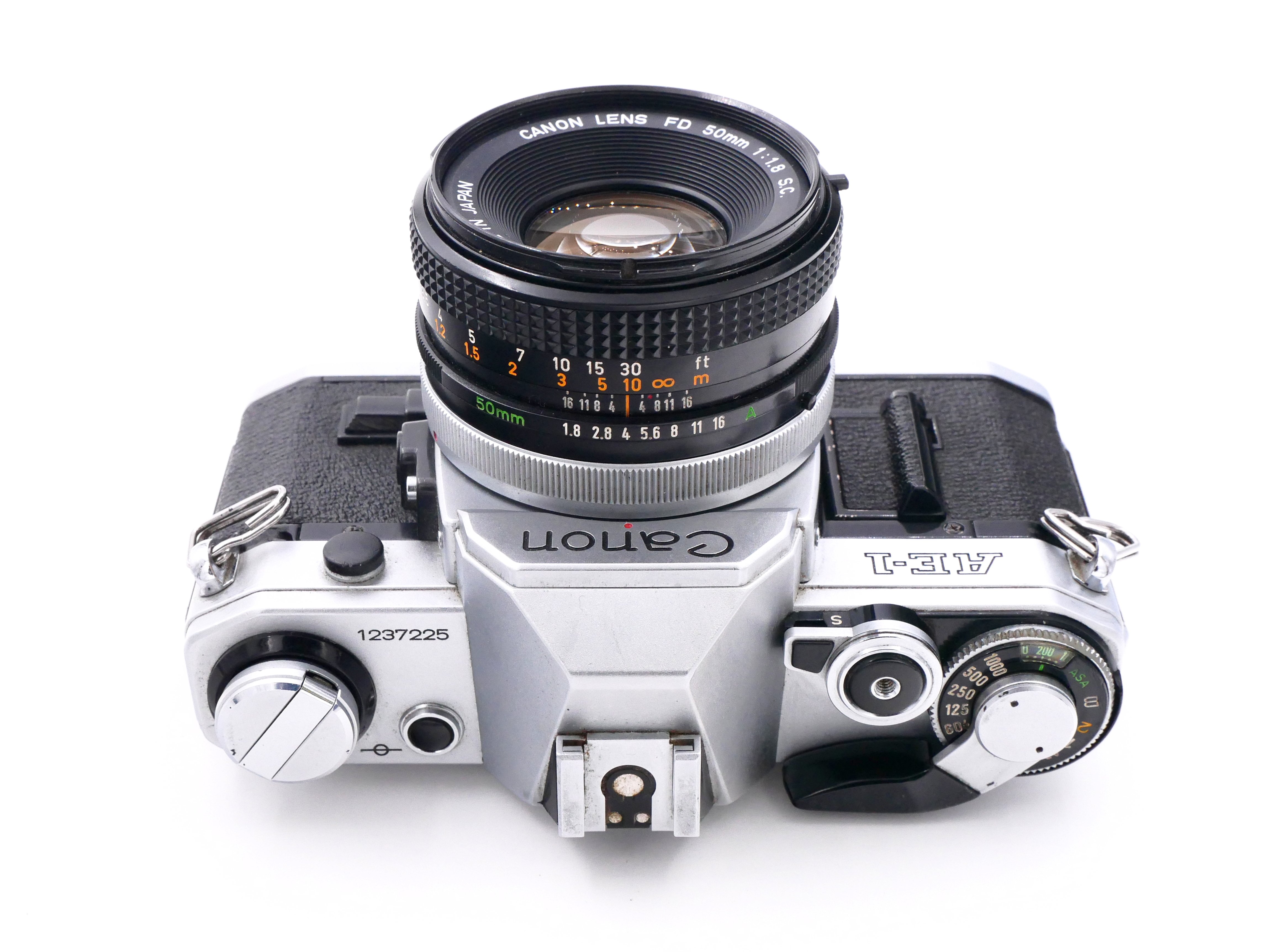 Canon AE-1 + FD 50mm F1.8
