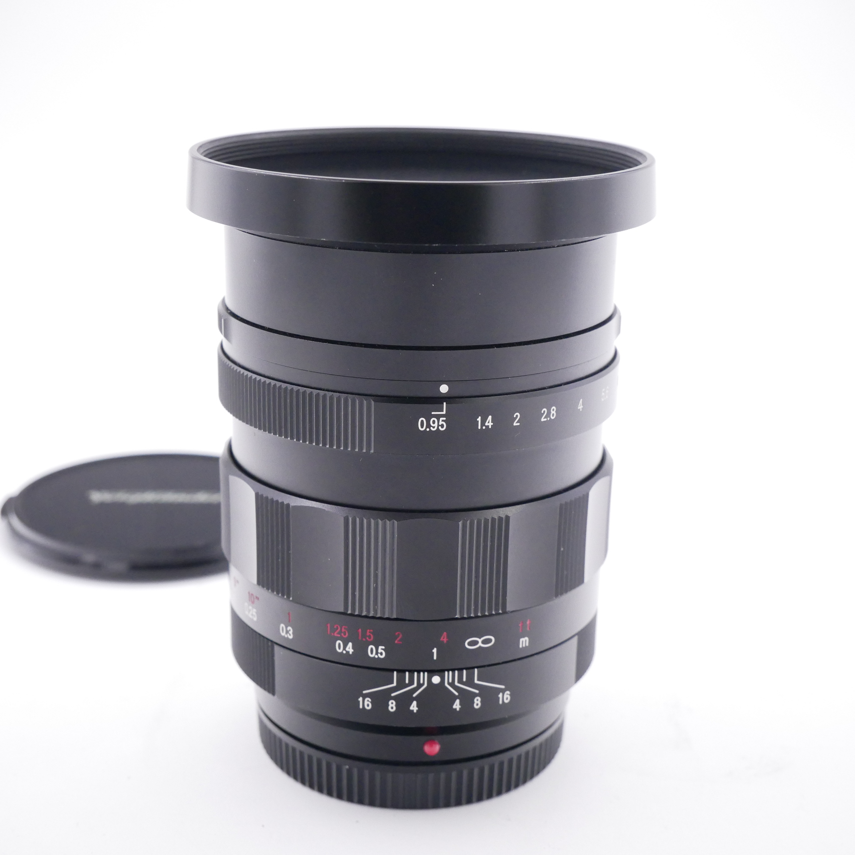 Best image for Voigtlander MF 17.5mm F/0.95 Nokton Lens for Micro 4/3rds mount