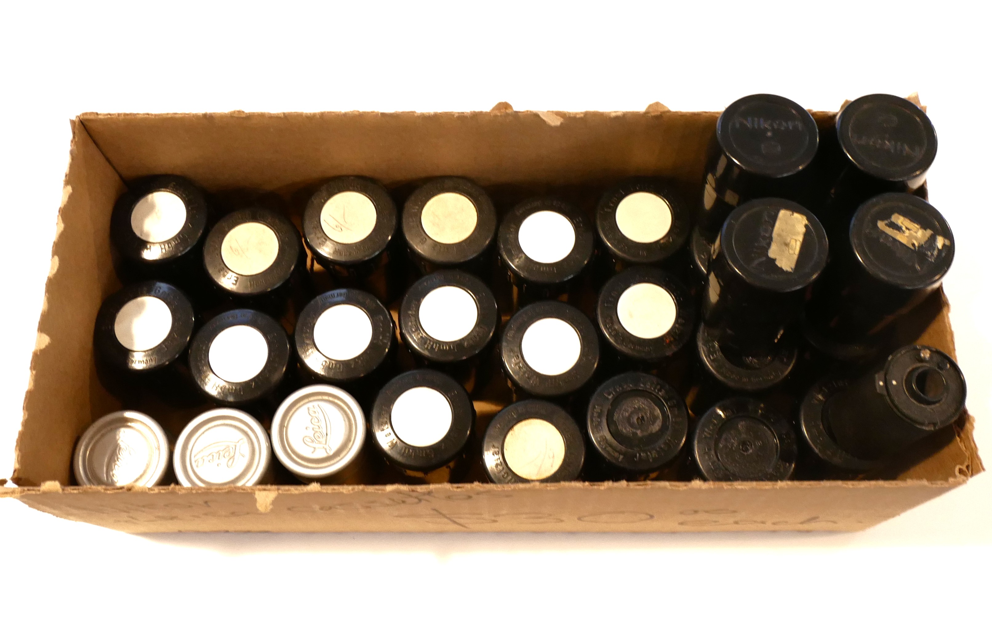 S-H-PV7V26_5.jpg - Nikon and Leica Reusable 35mm Film Cassettes. PRICE PER UNIT!! - Image 2