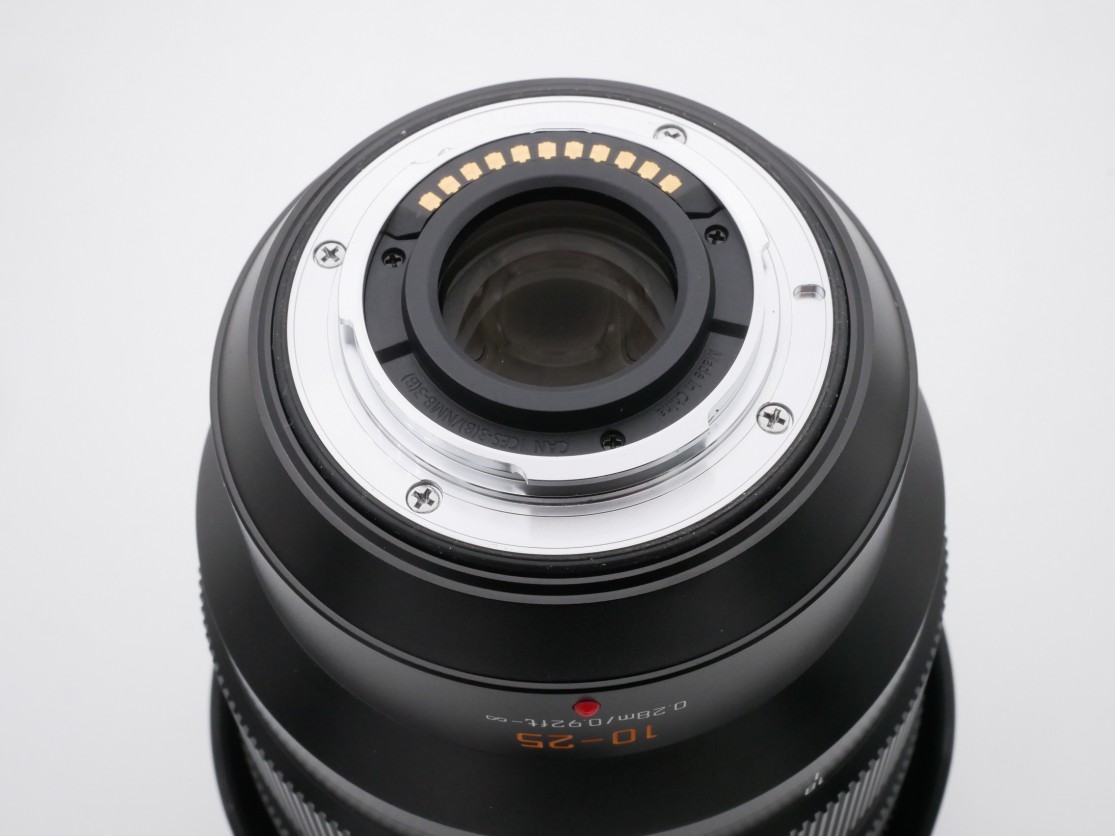 S-H-PXHUX_2.jpg - Panasonic Lumix 10-25mm f1.7 ASPH DG Vario Summilux Lens 