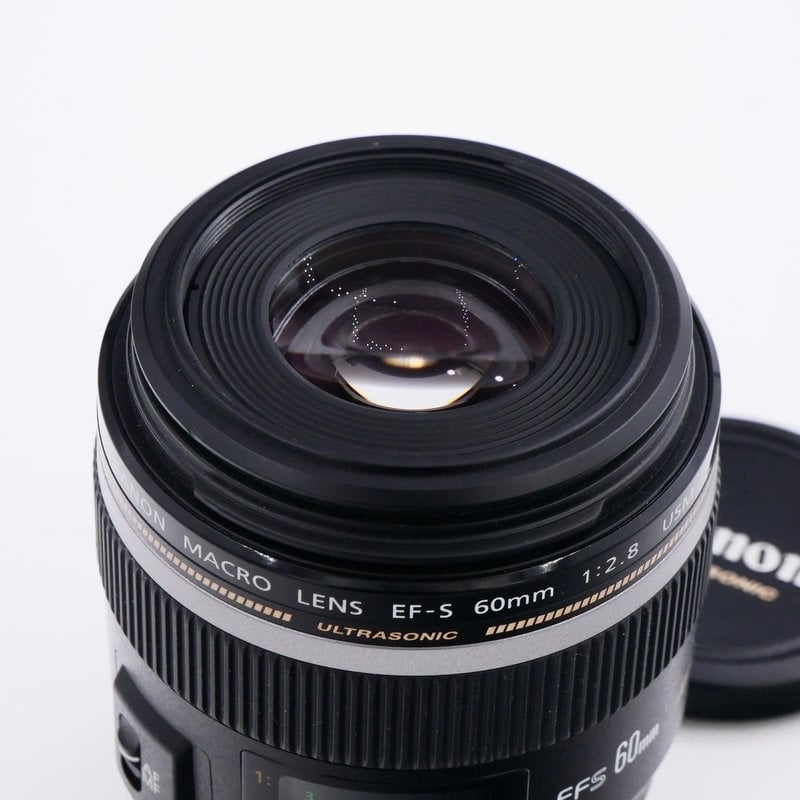 S-H-PYKH3S_2.jpg - Canon EF-S 60mm F/2.8 USM Macro Lens - Image 2