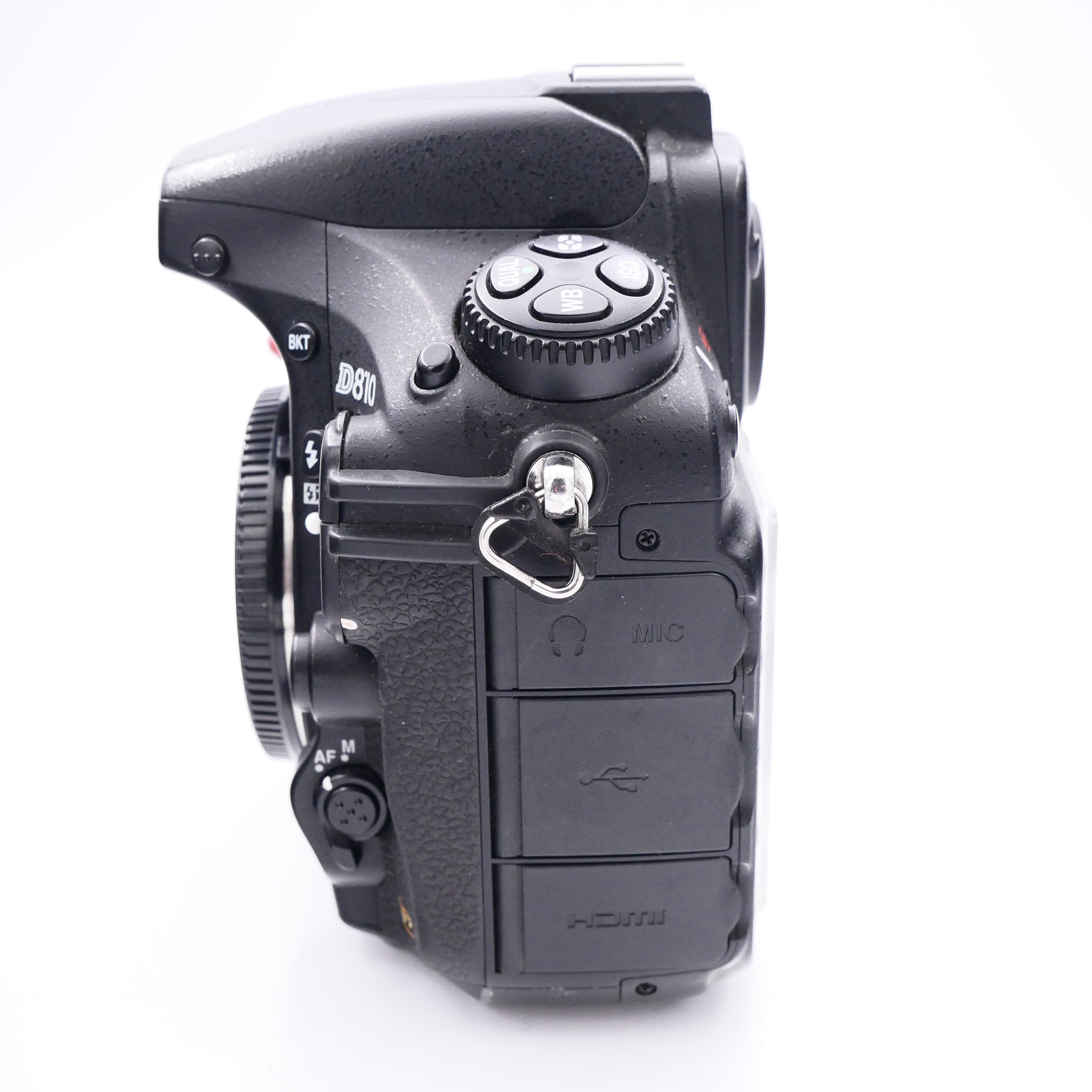 S-H-R8H7MK_3.jpg - Nikon D810 Body Only 9,400 Frames - Image 1