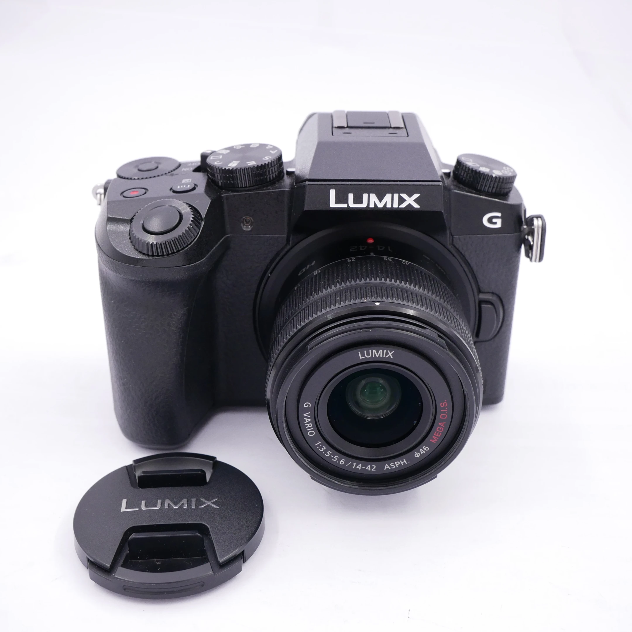 Panasonic Lumix G7 + 14-42mm F3.5-5.6 ASPH OIS Sub 2,200 Frames