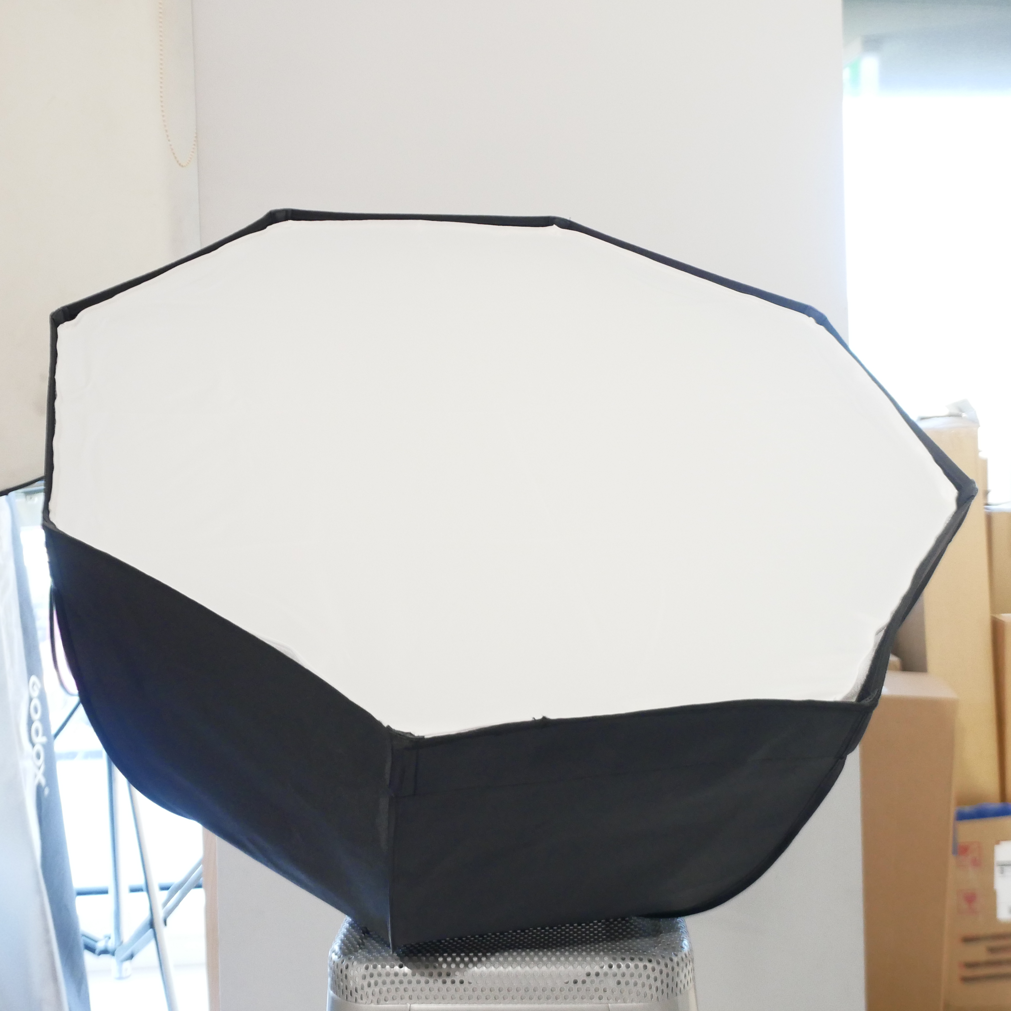 S-H-RP3JJ5_2.jpg - Godox Softbox 70's Parabolic  - Image 2