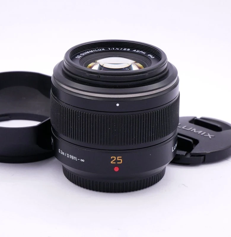 Best image for Leica AF 25mm F/1.4 DG Summilux Asph Lens for Micro 4/3s