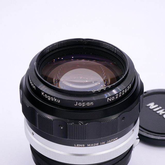 S-H-RY78MR_3.jpg - Nikon MF 85mm F/1.8 Nippon Kogaku Nikkor-H Auto Pre Ai Lens  - Image 1