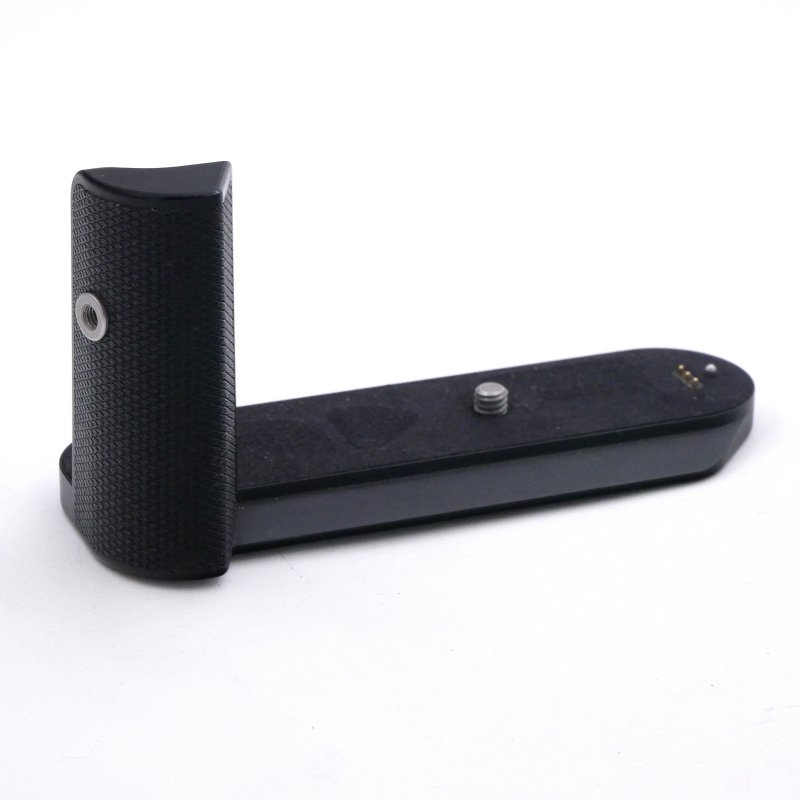 Best image for Leica HG-DC1 Wireless Charging Handgrip 19 530 - Suits Q3 / Q343