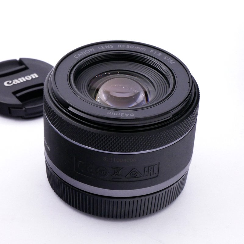 S-H-S43JFW_2.jpg - Canon RF 50mm F/1.8 STM Lens - Thumbnail 1