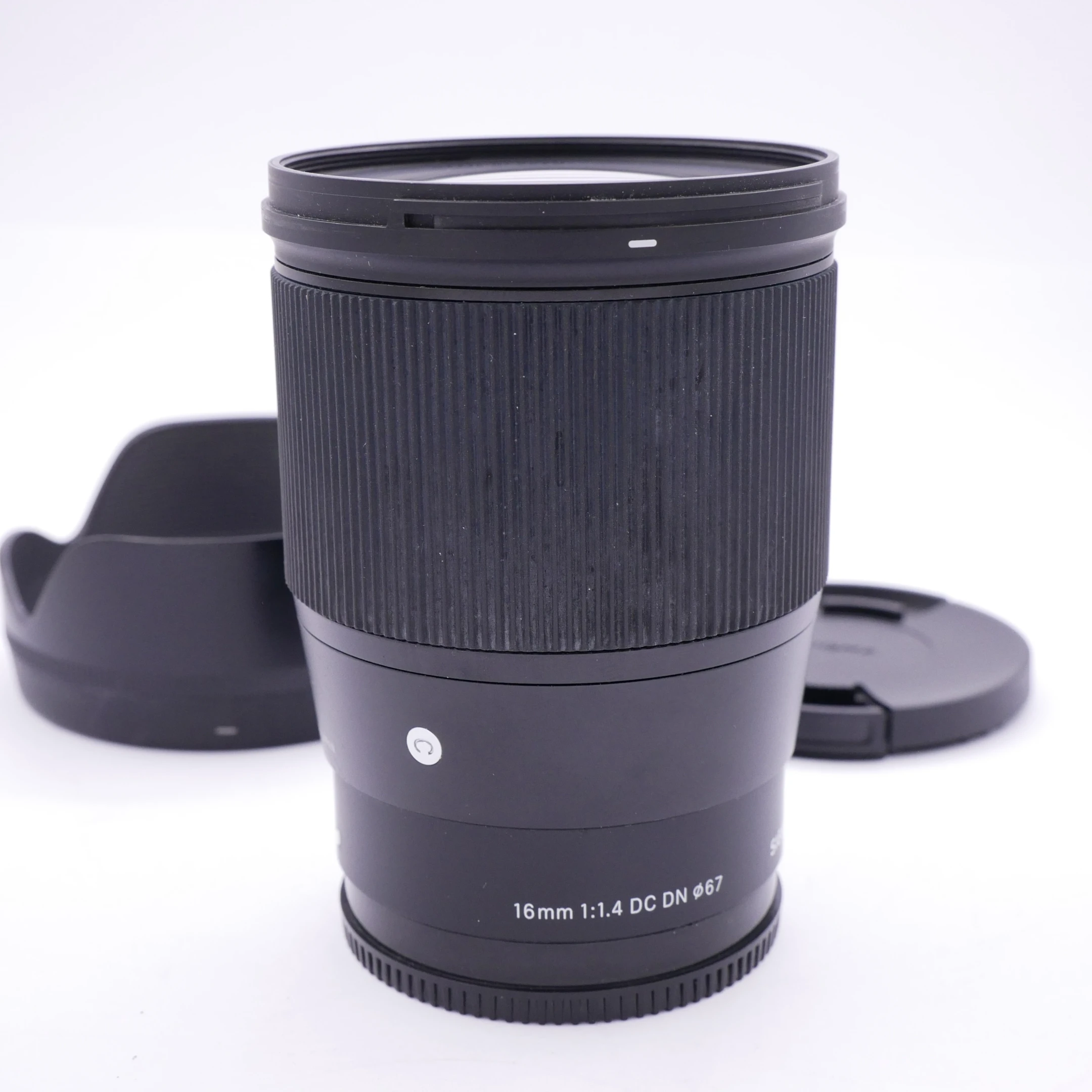 Best image for Sigma 16mm F1.4 DC DN Lens for Sony E-Mount