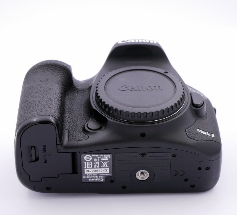 S-H-SSRXRT_4.jpg - Canon Eos 7D II Body - 34K Frames - Image 1