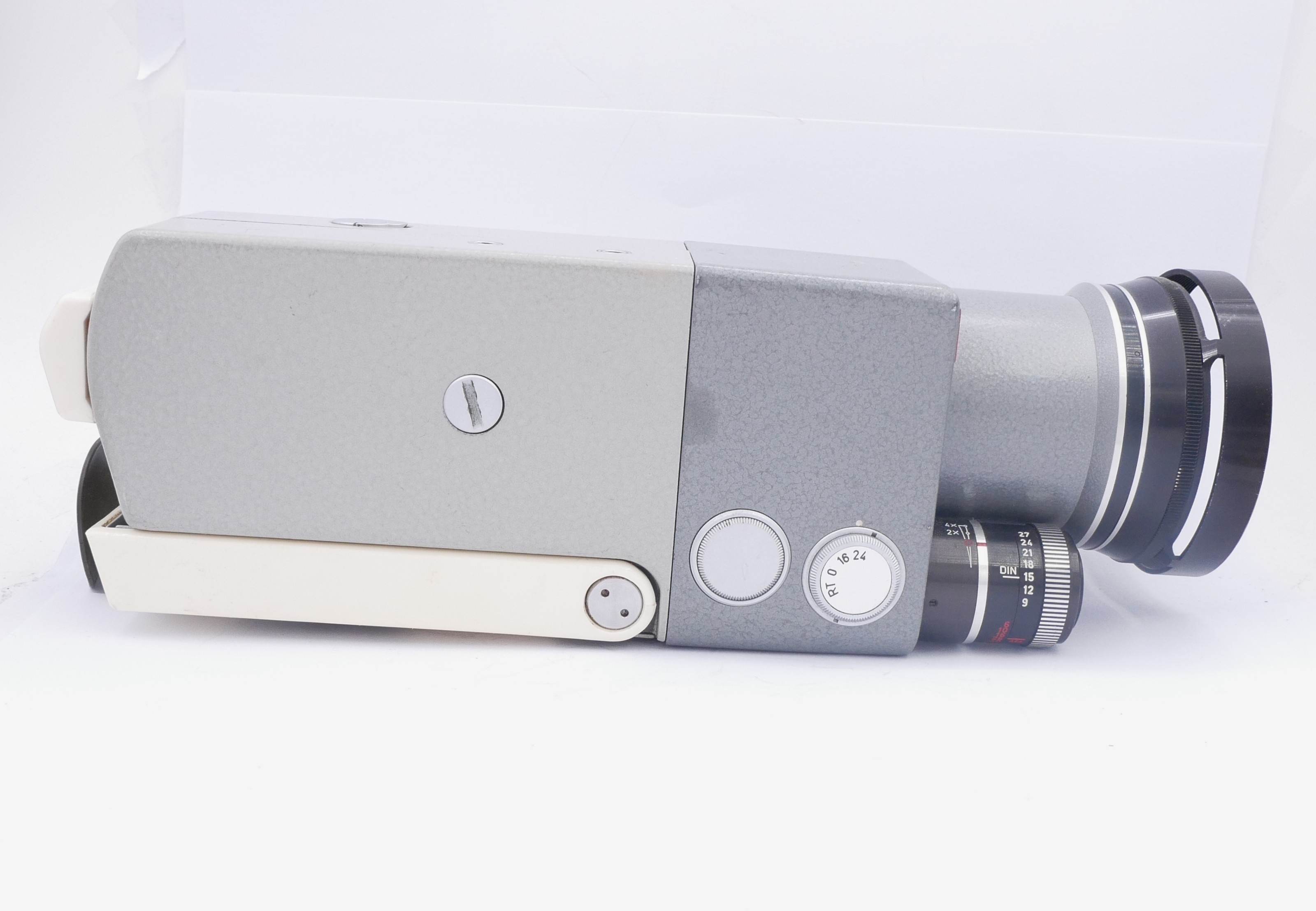 S-H-T48Y7J_2.jpg - Leicina 8V with 8-48mm F/1.8 Variogon Lens - Image 1