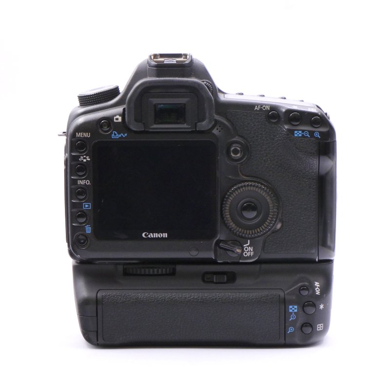 S-H-TFRFYW_2.jpg - Canon 5D Mark II body + grip (77k frames) - Image 2