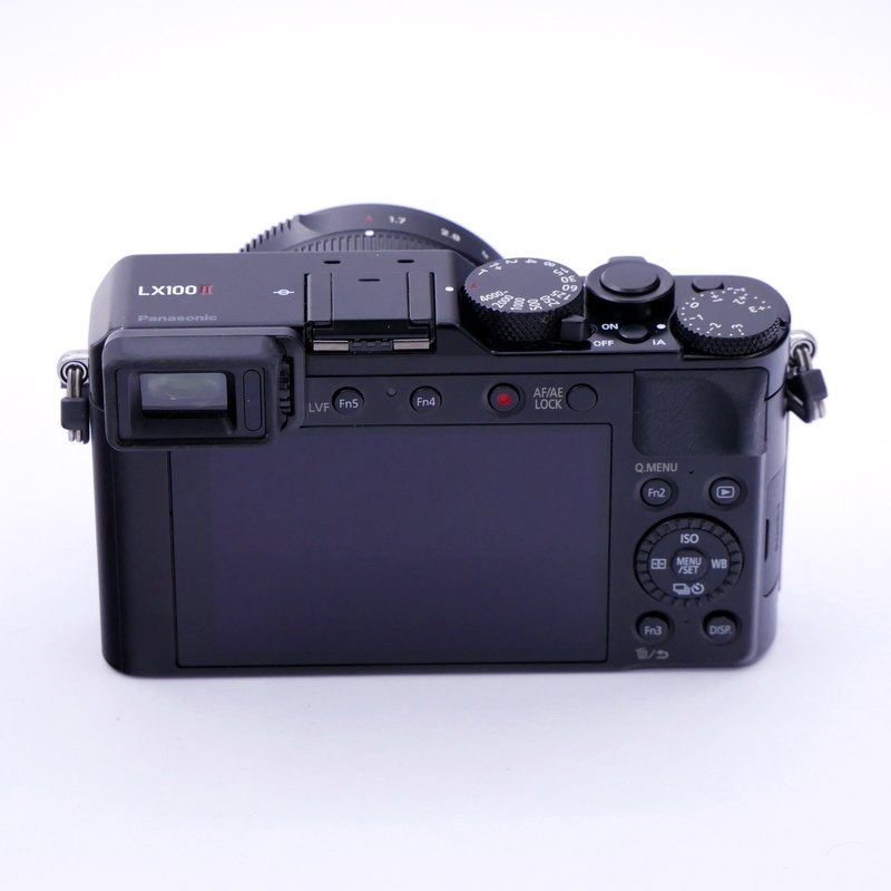 S-H-TRDMV2_2.jpg - Panasonic LX100 II Digital Compact Camera - Image 1