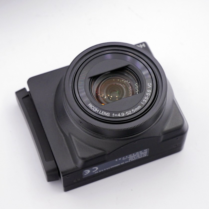 RICOH GXR A16 24-85mm + P10 28-300mm セット Ricoh GXR Set - 2x Bodies, P10 28-300mm Lens Module, A16 24