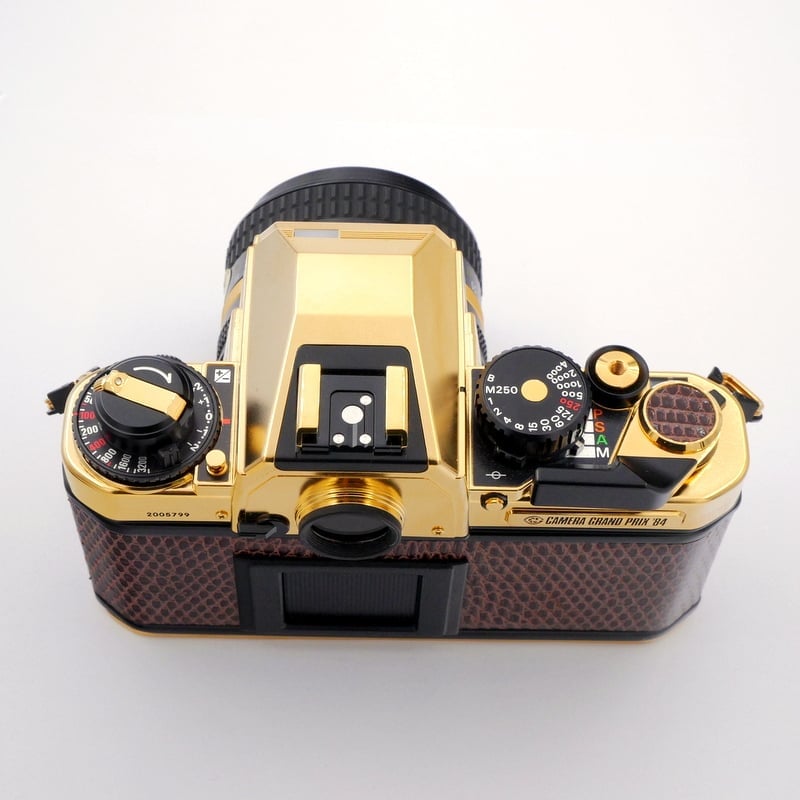 Nikon FA + 50mm F/1.4 Gold Plated Nikon FA + 50mm F/1.4 Gold Plated