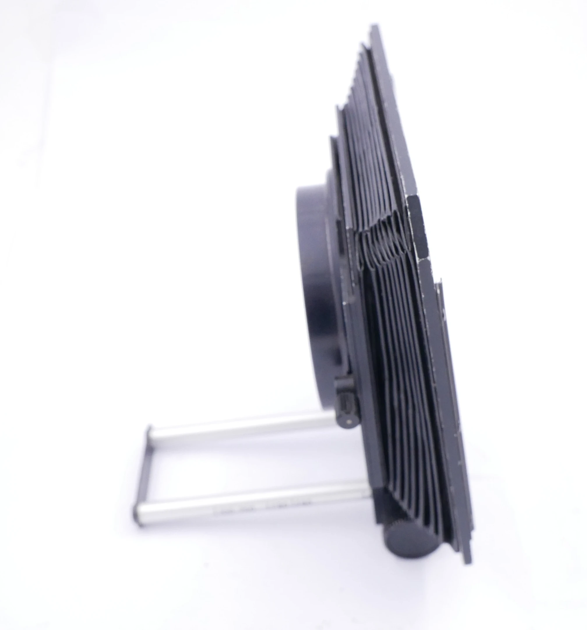 S-H-UEFADM_4.webp - Hasselblad Bellow Lens Hood For B50 mount - Image 3